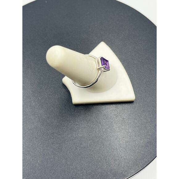 Sterling Silver Natural Emerald Cut Purple Amethyst Solitaire Ring Size 8.25 - Picture 7 of 12